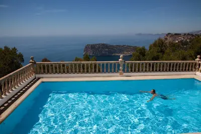 Image de Villa avec vue panoramique sur la mer à Javea (Balcon Al Mar), A / C, peut accueillir jusqu'à 14