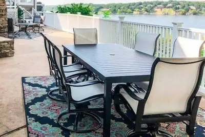 Image de Waterfront Entertainment Getaway