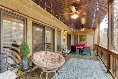 Image de Forêt enchantée (Lac Ouachita) Luxe 2 Br / 2 Ba