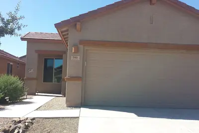 Image de 55+ âge limite nouveau 1431 m². Ft. Location de maison dans le lotissement Las Campanas.