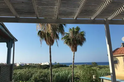 Image de Vue sur la mer accueillante et ensoleillée sur la mer! ! ! ! ! Cinq minutes à Ayia Triada Beach! ! ! ! !