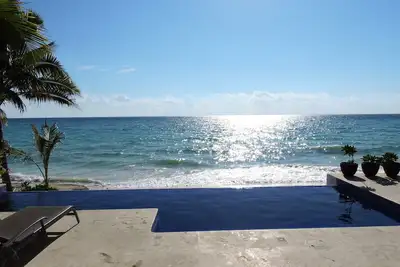Image de Casa Moskito, Oceanfront, Beautiful New Villa at Playa Del Carmen, Tax included