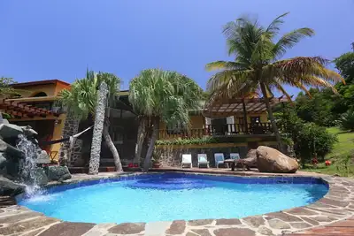 Image de St Lucian Hideaway Sea Golf Course Vues Navette gratuite pour les retraites de kitesurf