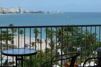 Image de Récemment rénové, vue sur l'océan, 2 grands lits Wifi, parking gratuit - Beach Fron