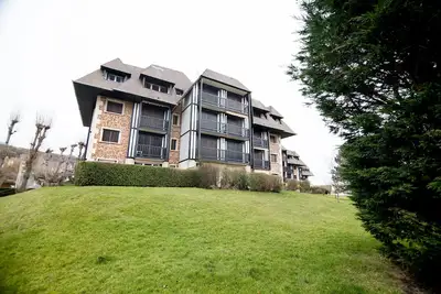 Image de Appartement Duplex 47m2 Blonville Sur Mer Ă 200m plage Ă prox. Deauville