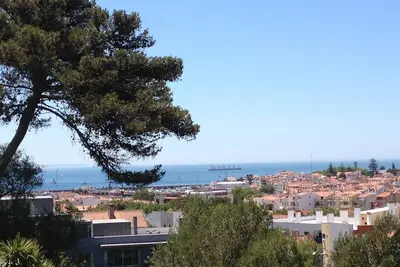 Image de Pour toute la famille Lumière vive, Moderne appartement calme avec une vue superbe Wifi