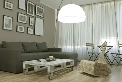Image de Appartement confortable à Sofia avec vue sur la montagne