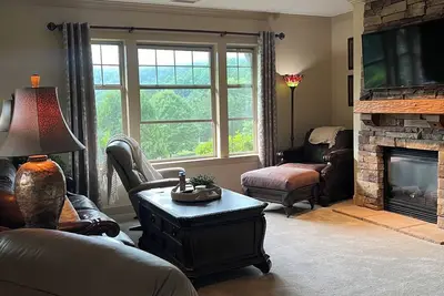Image de Meilleur choix Beautiful Smokey Mountain Getaway Luxueux Condo