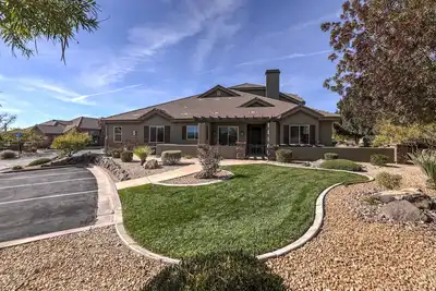 Image de Superbe condo neuf de 3 chambres sur le parcours de golf de Coral Ridge près de Zion