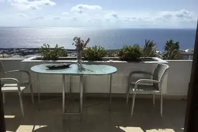 Image de Vue sur la mer fantastique, situé dans le meilleur Puerto Del Carmen Complexes, PRIVÉES