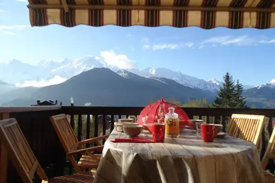 Image de Gite Avec Sauna Vue Magnifique Sur Le Mont Blanc + L'Aiguille Midi.