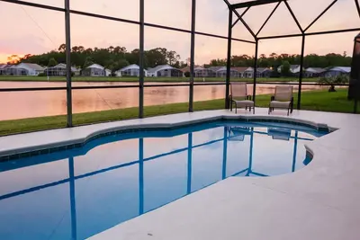 Image de Sur Le Grand Lac De Eagle Pointe, DÉCOUVREZ Une Nouvelle EXPÉRIENCE De Vacances / Vacances