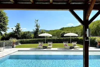 Image de Bienvenue en Toscane, à Lucques et dans la magnifique Villa Adriano, à 15 minutes de Lucques
