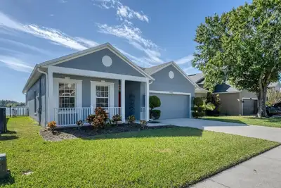 Image de Nouveau! Orlando maison de vacances au bord du lac 2 Chambres 2 Salle De Bains Pet Friendly