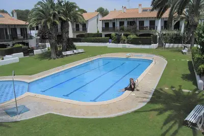 Image de Promenade facile au centre de Sitges, à la plage (600m) Jardin clos, piscine, Wifi gratuit, climatisation