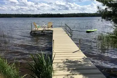 Image de Log Cabin Retreat, des années 1950, à 500 pieds de Franklin Lake / Chequamegon Ntl Forest