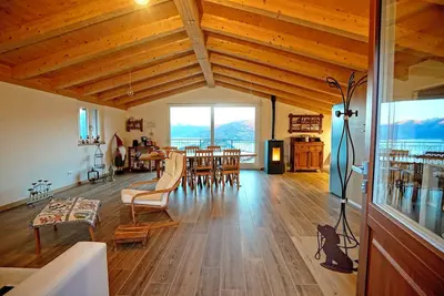 Image de Bellagio maison individuelle avec jardin, barbecue, vue magnifique sur le lac, un parking privé