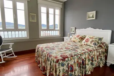 Image de Appartement dans un emplacement idéal avec une vue imprenable et à quelques minutes de la plage!