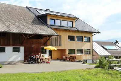 Image de Appartement calme et ensoleillé, à 7 minutes à pied du centre du village