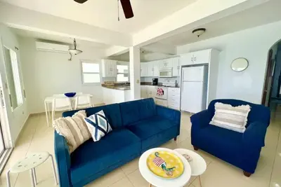 Image de La Ida Beach Front peut accueillir jusqu'à 5 personnes; Nouvelle construction!