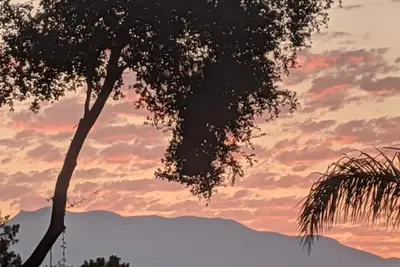 Image de Evergreen Lodge of Ojai w Gardens Private Great Location.