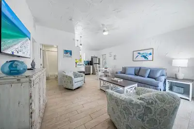 Image de Crescent Street Villas By Beachside Mgt