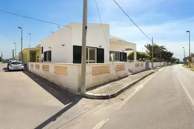 Image de villa Ilde à quelques pas de la mer. Nouveau tarifs abordables.