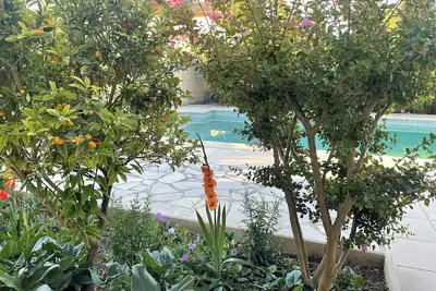 Image de Location à la semaine d'un meublé  de tourisme ****, clim, piscine, parking