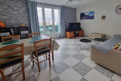 Appartement Spacieux, Propre, Confortable, Et  Proche Centre Ville