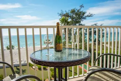 Image de Unité Spectacular Ocean View. Totalement rénové nov. 2017