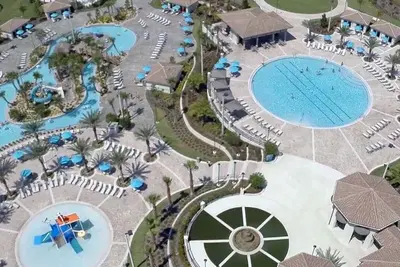 Image de Champions Gate Luxury Villa 6 lits / 6baths avec spa sur la communauté de terrain de golf