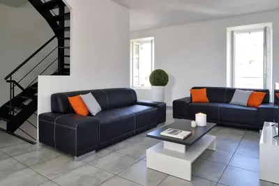 T5 d'exception en duplex meublé de tourisme 4*