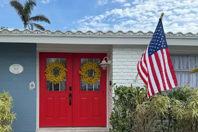 Image de Ami est une destination paradisiaque! Rejoignez-nous pour certains<br>Du plaisir au soleil!