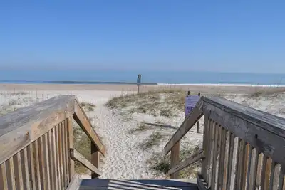 Image de Belle maison de ville de Fernandina Beach récemment rénovée à deux pâtés de maisons de l'océan