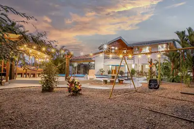 Image de Maison familiale d'Arenal - Passerelle des familles et des amis