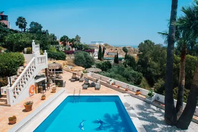 Image de * Prix SPÉCIAL MAÎTRISÉ 200 € Une Nuit * Belle villa avec vue sur la mer.