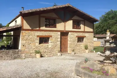 Image de Gite spacieux de 3 chambres, Arques, Aude, piscine, jacuzzi et Wi-fi gratuit.
