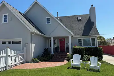 Image de Location de vacances d'été en famille 2 pâtés de maisons de Windansea plage de surf