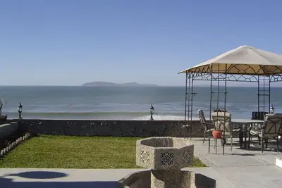 Image de Oceanfront maison de plage avec des vues panoramiques et des couchers de soleil magnifiques