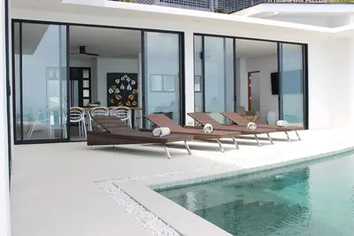Image de Villa Sunny Moon Chaweng Noi 6 chambres