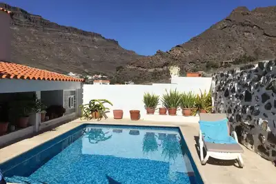 Image de Maison très calme, piscine, terrasse et vue sur la mer