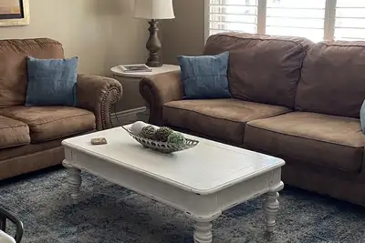 Image de Très grande chambre avec accès aux piscines du Las palmas Resort.