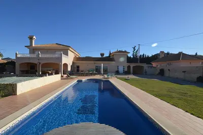 Image de Villa Ă El Agar avec Piscine et Plages