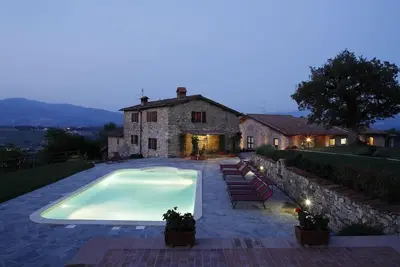 Image de Ferme - Villa panoramique avec piscine chauffée