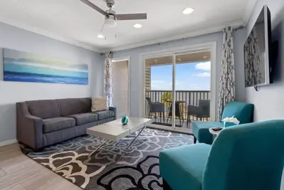 Image de Rénovation Complète! Bord de l'eau - Wifi - Piscine chauffée