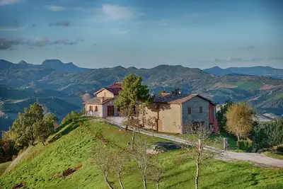 Image de Appartement à Sant'Angelo près de ville médiévale