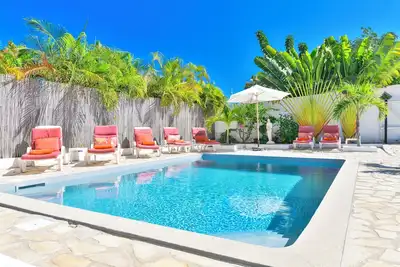 Image de Villa de 4 chambres et 3 salles de bain à Orient Bay, à 5 min à pied de la plage et des restaurants français