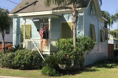 Image de Cottage le 14. Cottage historique confortable. Chiens bienvenus.