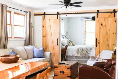 Image de Little Farmhouse Évadez-vous, explorez et détendez-vous