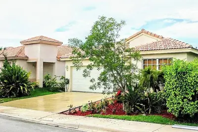 Image de Immense 5⭐ Private Gated Sleeps 21+ Free Rental Car! À seulement 8 km du Super Bowl Liv!
